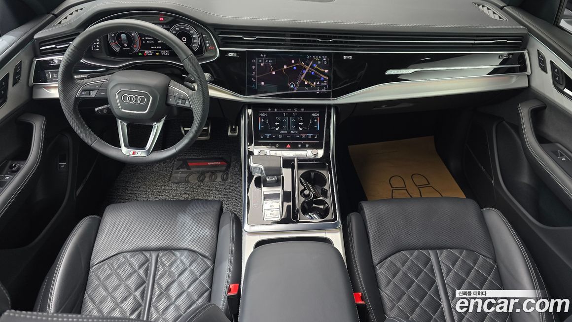 Audi Q8 2023