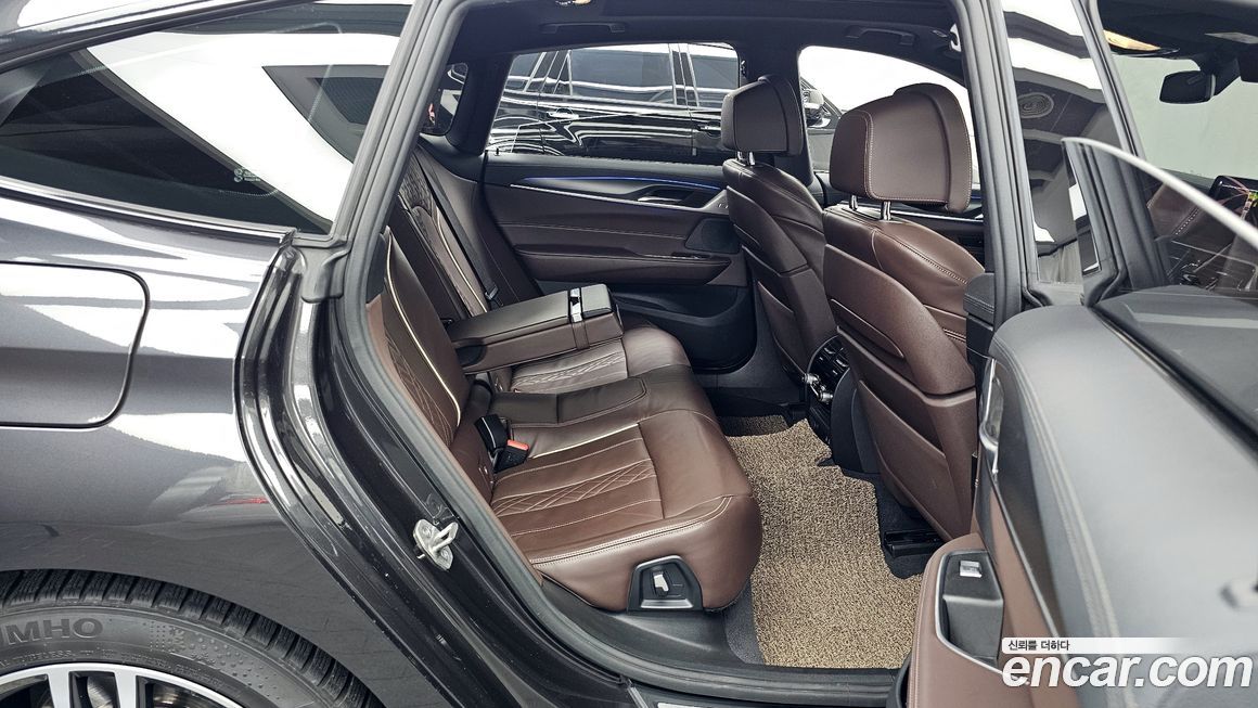 BMW Gran Turismo 2023