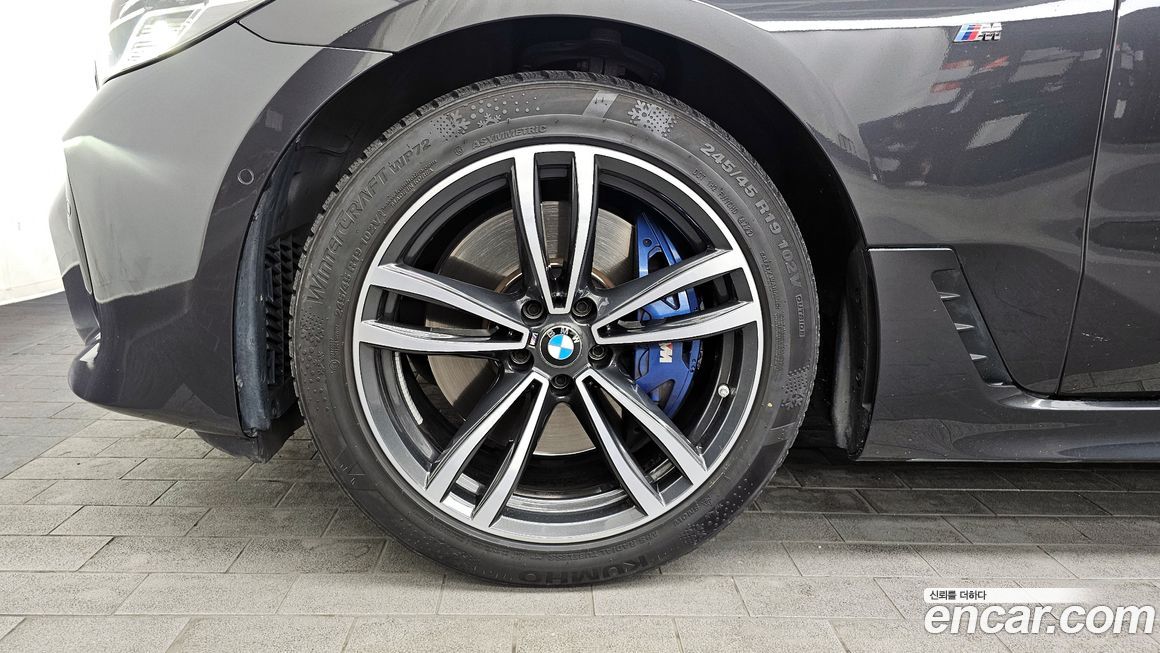 BMW Gran Turismo 2023