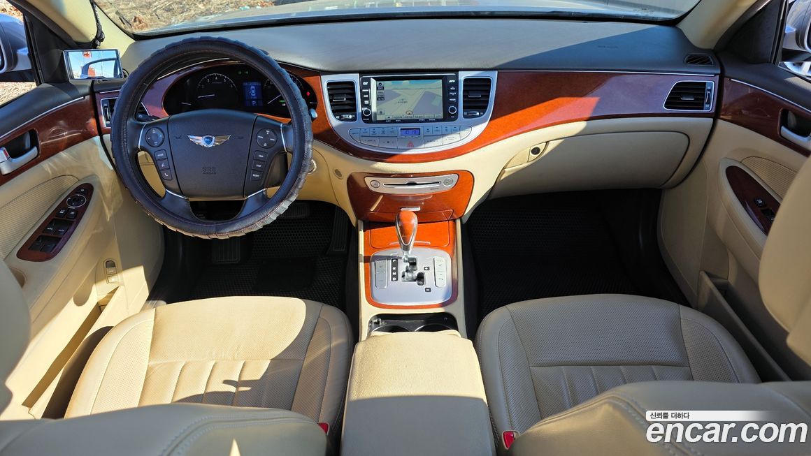 Hyundai Genesis 2014