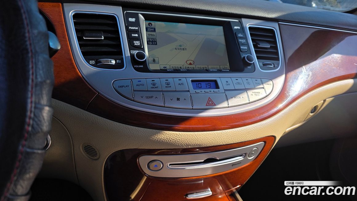 Hyundai Genesis 2014