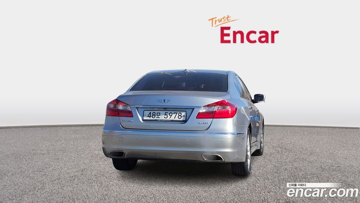 Hyundai Genesis 2014