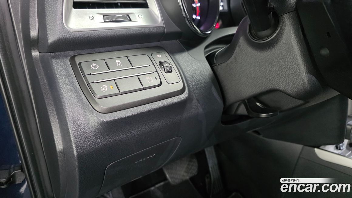 KG_Mobility_Ssangyong TIBOLI 2015