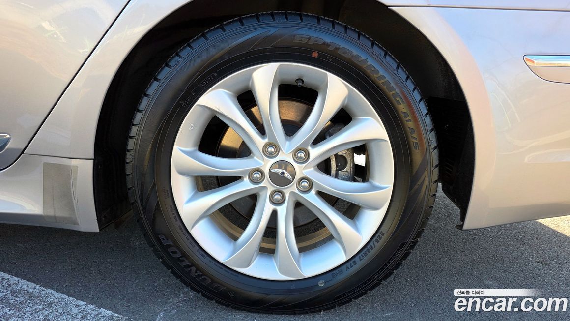 Hyundai Genesis 2014