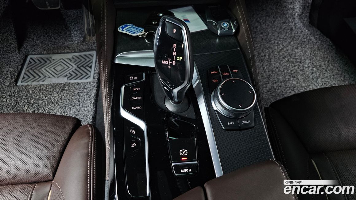 BMW Gran Turismo 2023