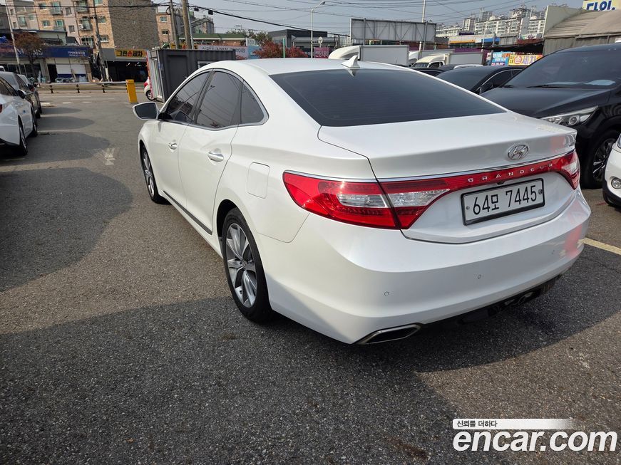 Hyundai Grandeur 2016