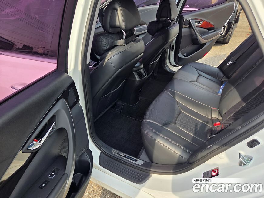 Hyundai Grandeur 2016