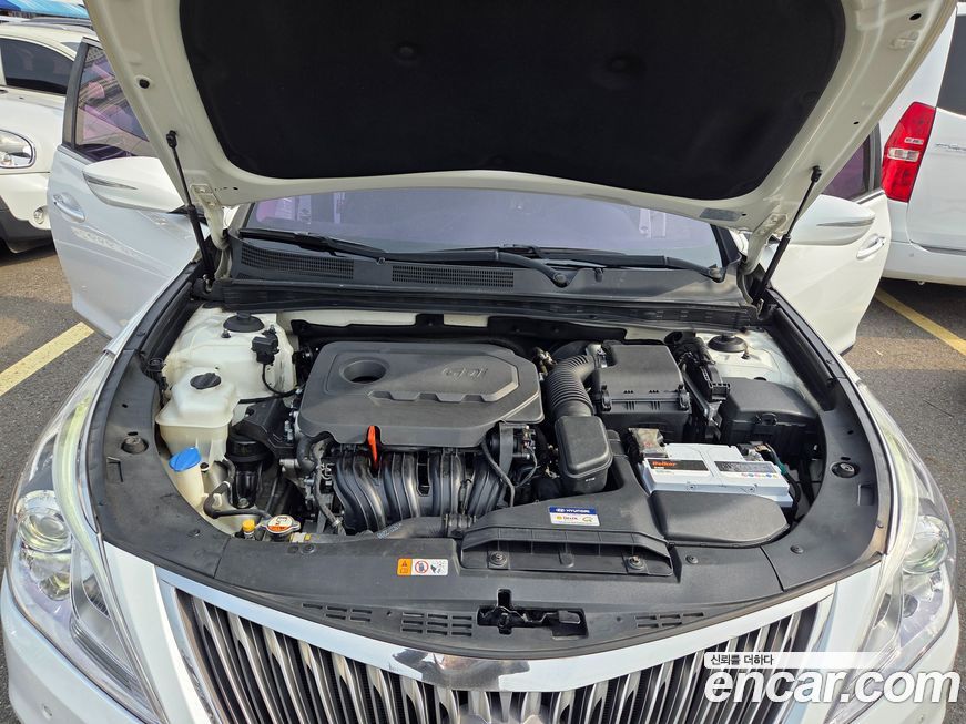 Hyundai Grandeur 2016