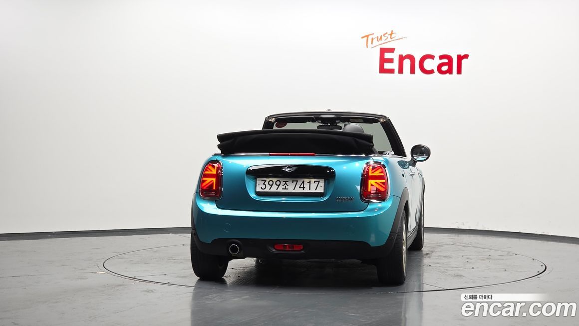 Mini Cooper Convertible 2021