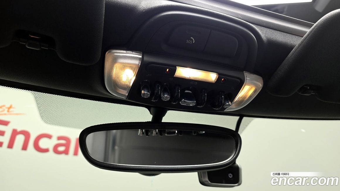 Mini Cooper Convertible 2021