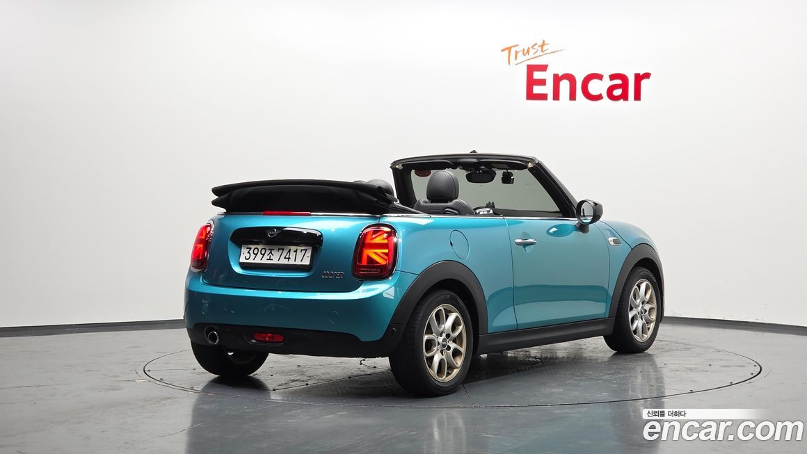 Mini Cooper Convertible 2021