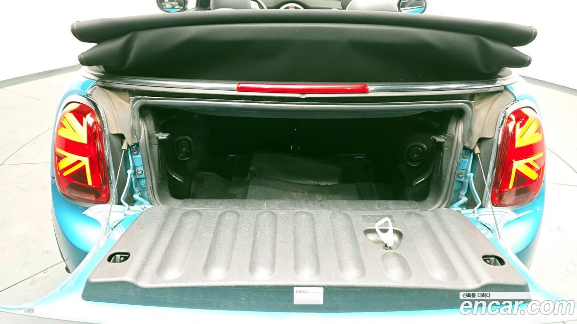 Mini Cooper Convertible 2021