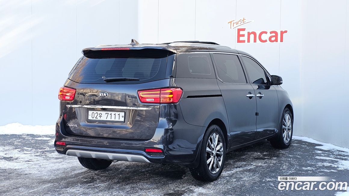 Kia Canival 2019