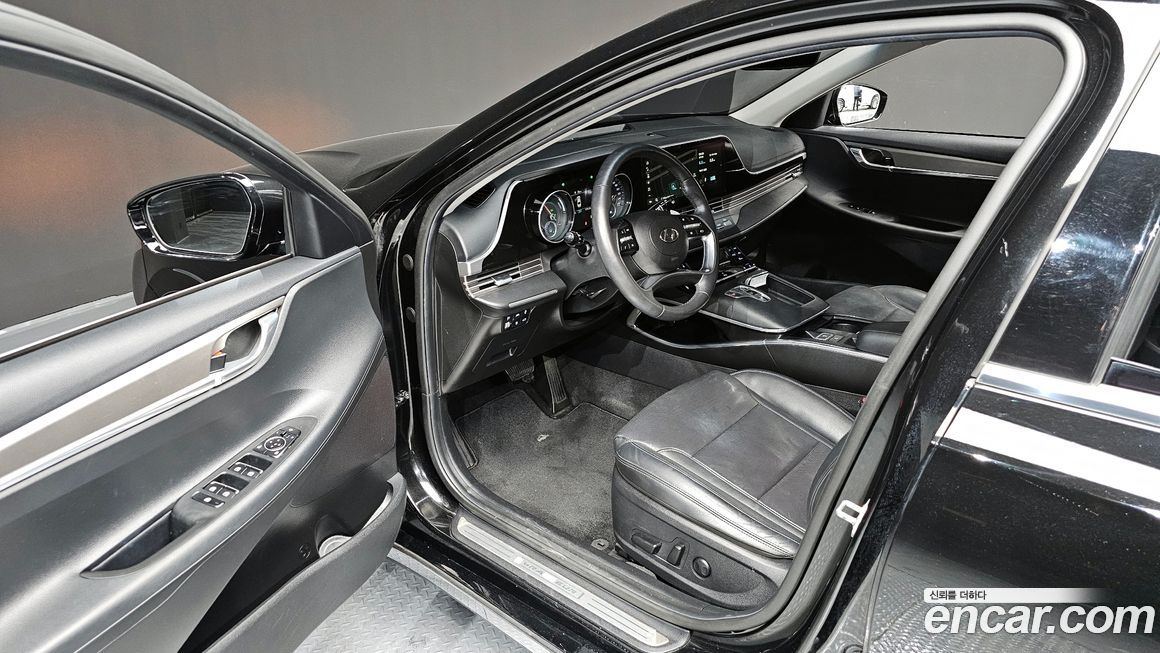 Hyundai Grandeur 2020