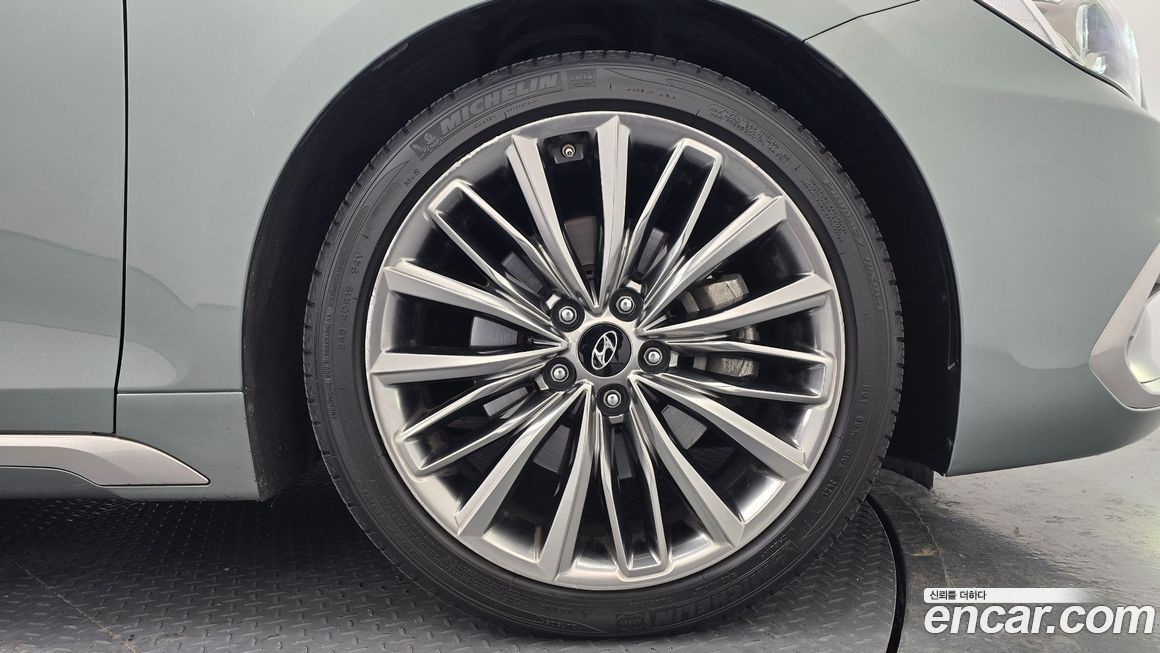 Hyundai Grandeur 2017