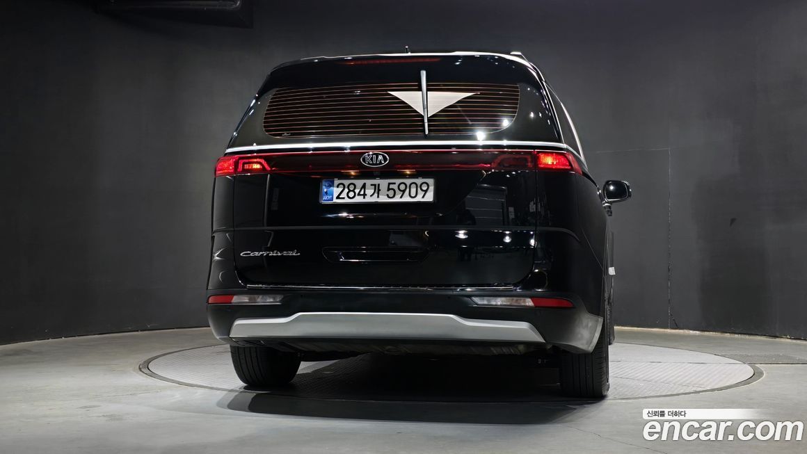 Kia Canival 2021