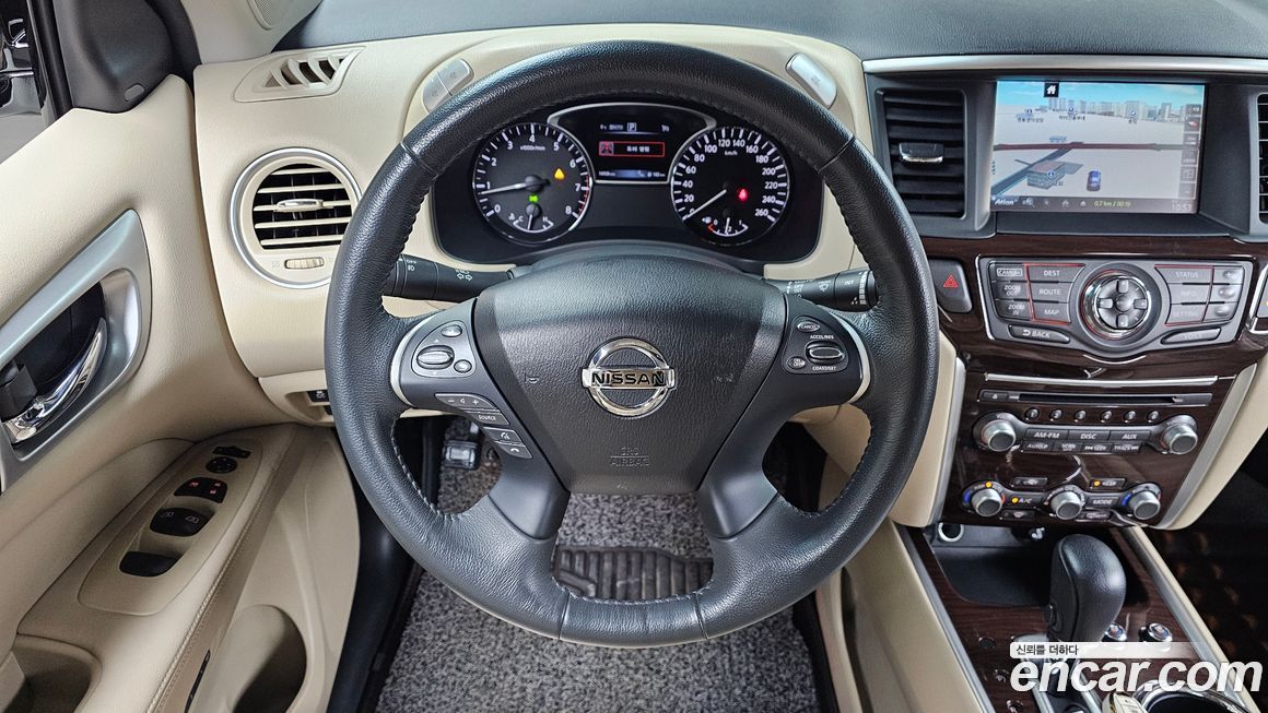 Nissan Pathfinder 2016