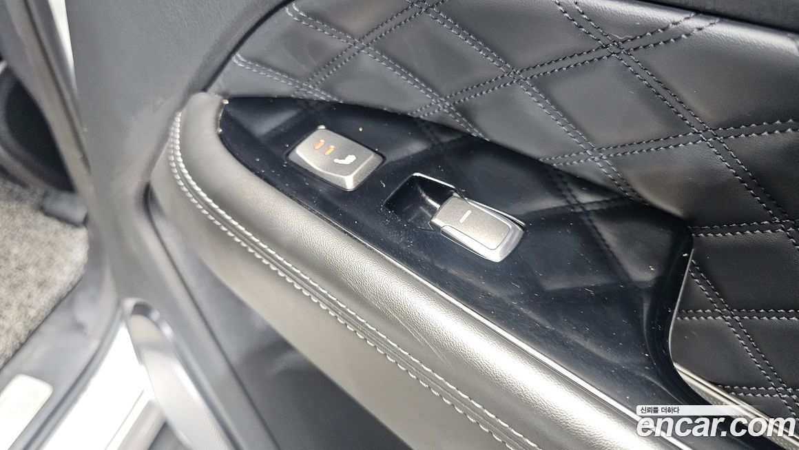 KG_Mobility_Ssangyong Rexton 2020