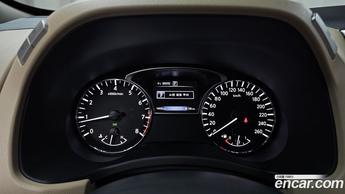 Nissan Pathfinder 2016