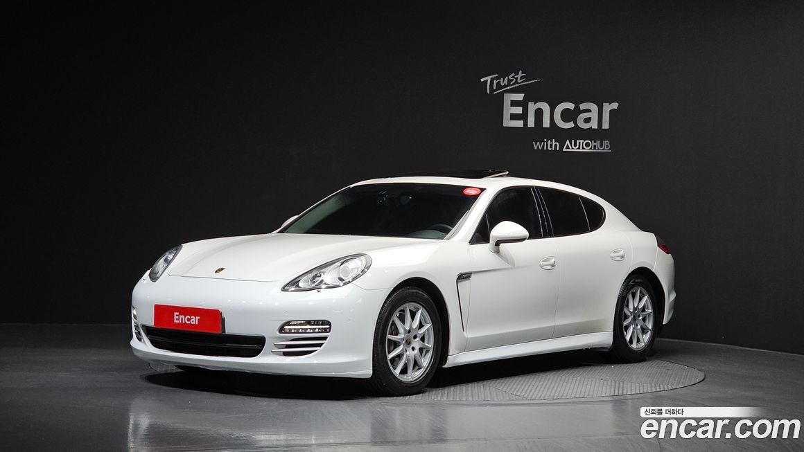 Porsche Panamera 2012