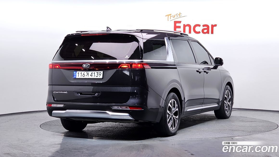 Kia Canival 2021