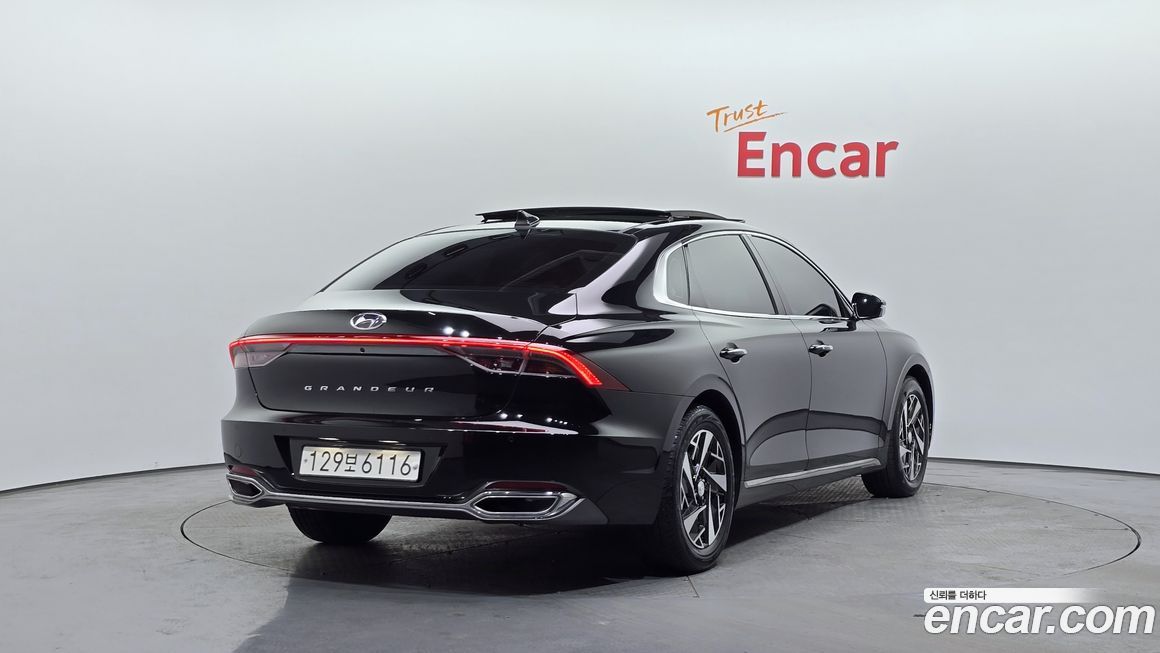 Hyundai Grandeur 2022