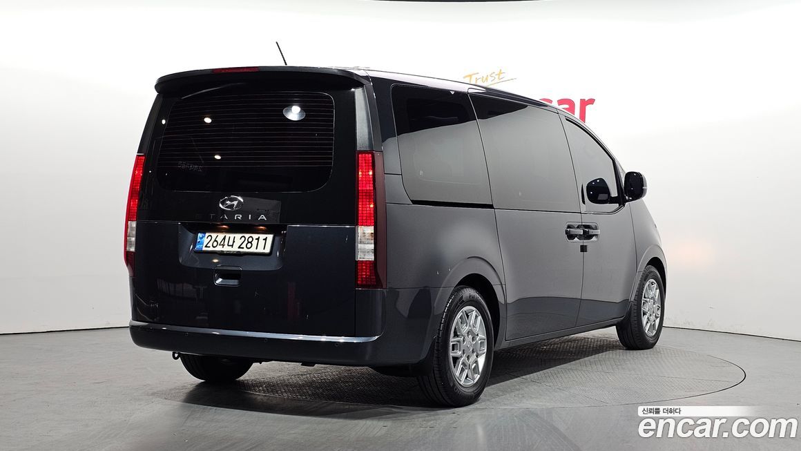 Hyundai Staria 2022