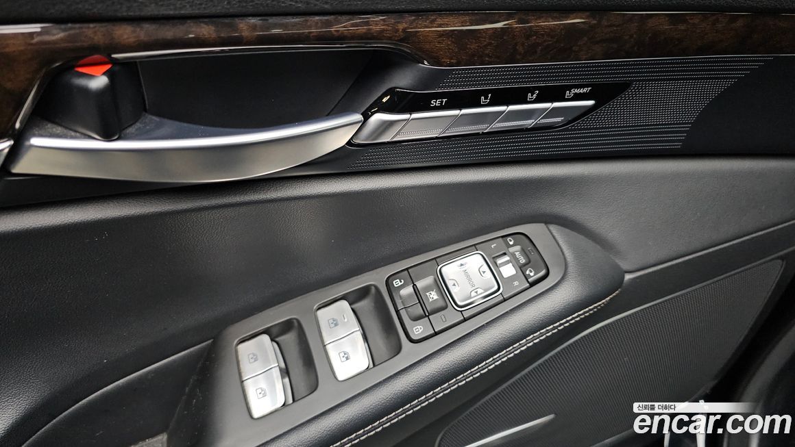 Genesis G90 2020