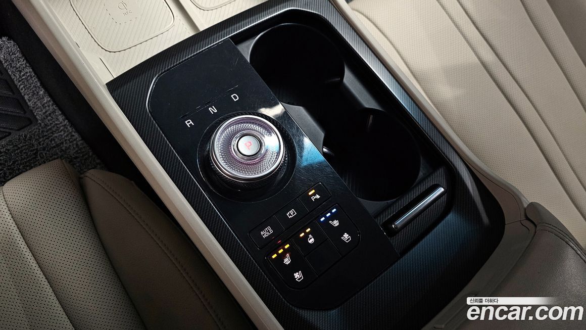 Kia K8 2025