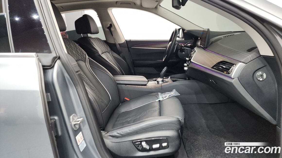 BMW Gran Turismo 2023