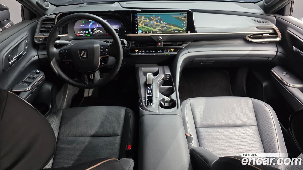 Toyota Crown 2023
