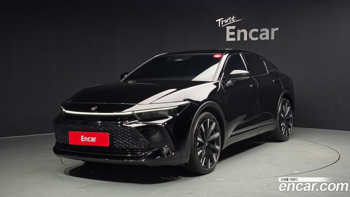 Toyota Crown 2023