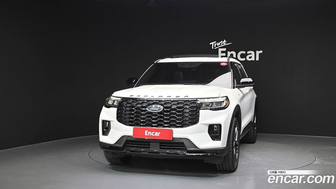 Ford Explorer 2025