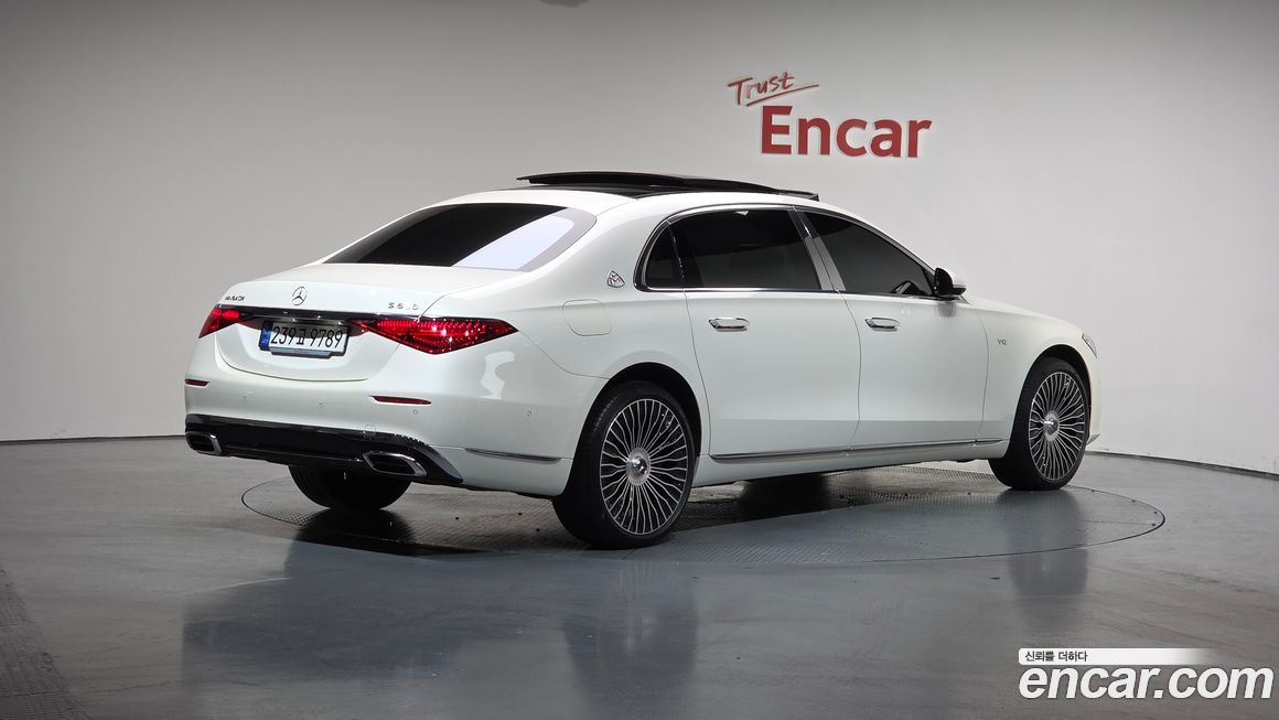 Mercedes-Benz S-Class 2023