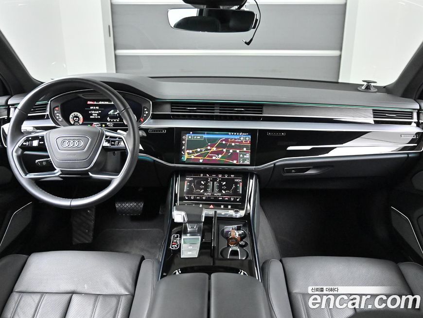Audi A8 2022