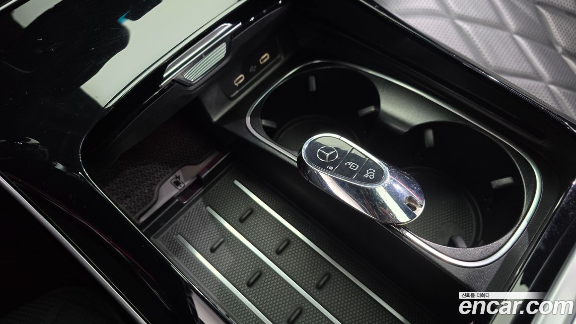 Mercedes-Benz S-Class 2021