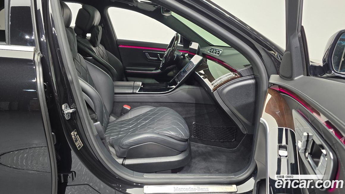 Mercedes-Benz S-Class 2021