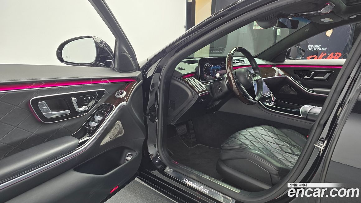 Mercedes-Benz S-Class 2021