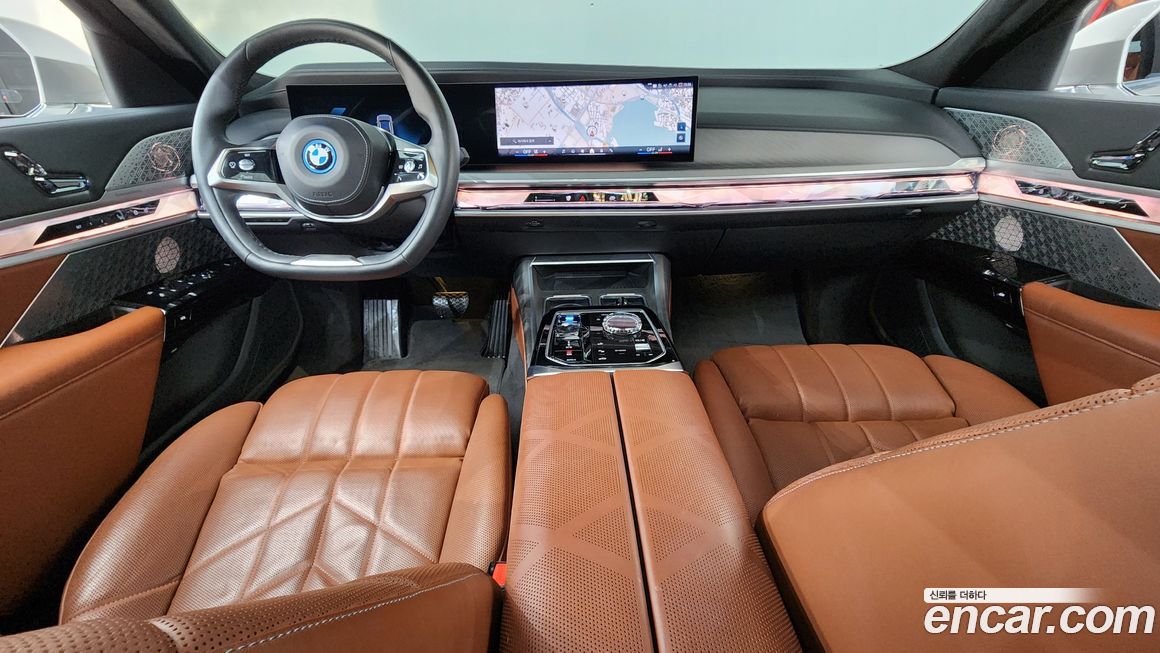 BMW i7 2023