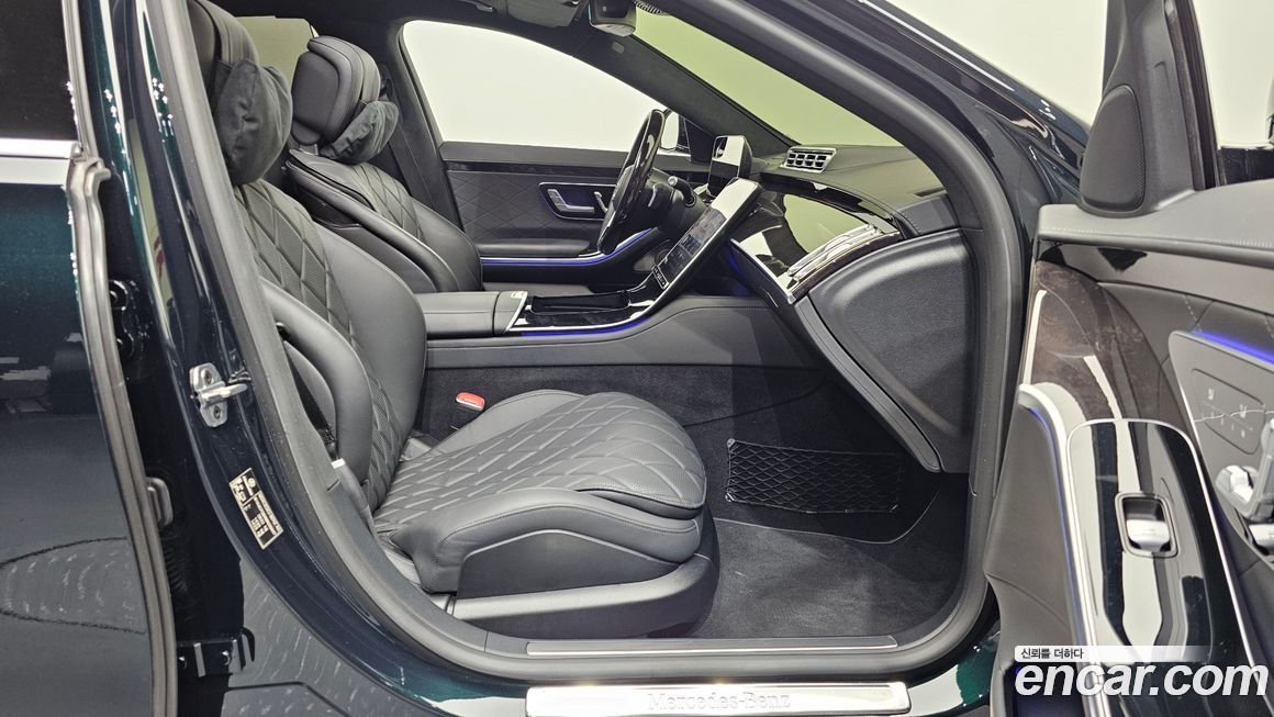 Mercedes-Benz S-Class 2021