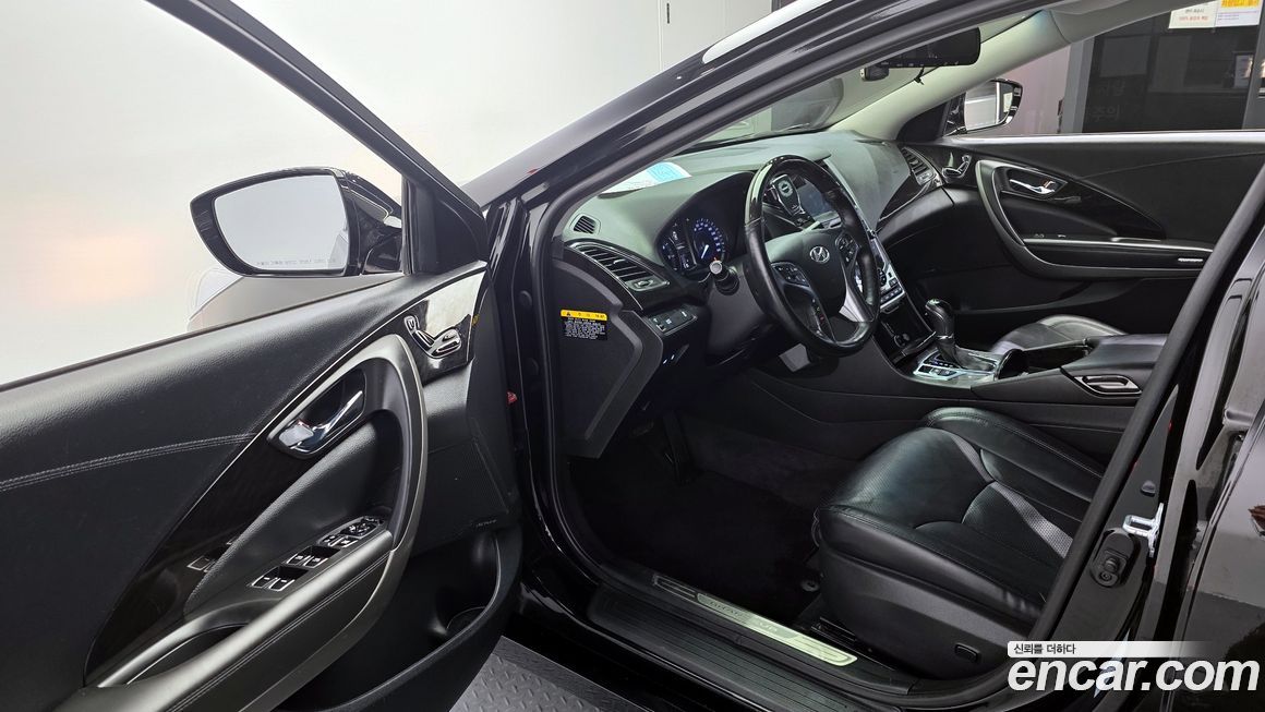 Hyundai Grandeur 2016