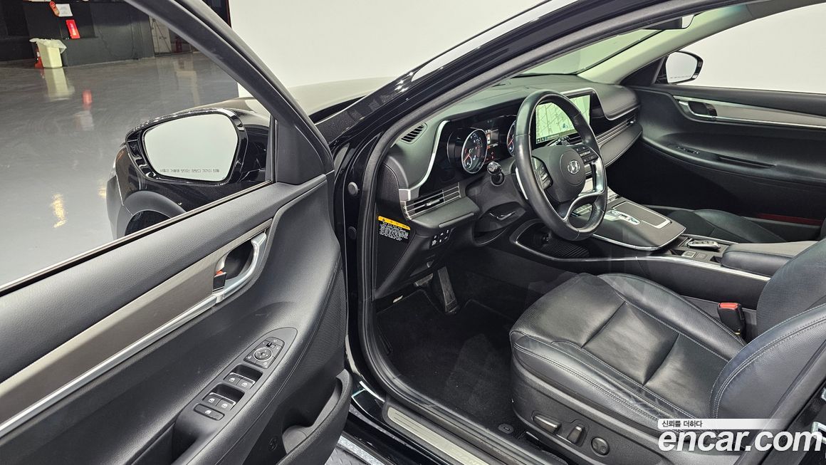 Hyundai Grandeur 2020