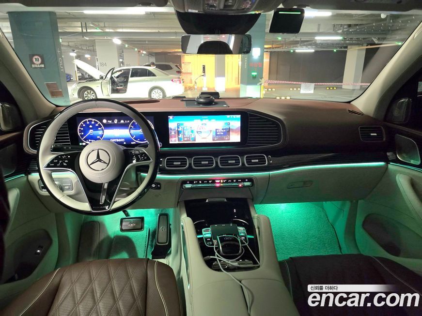 Mercedes-Benz GLS-Class 2025