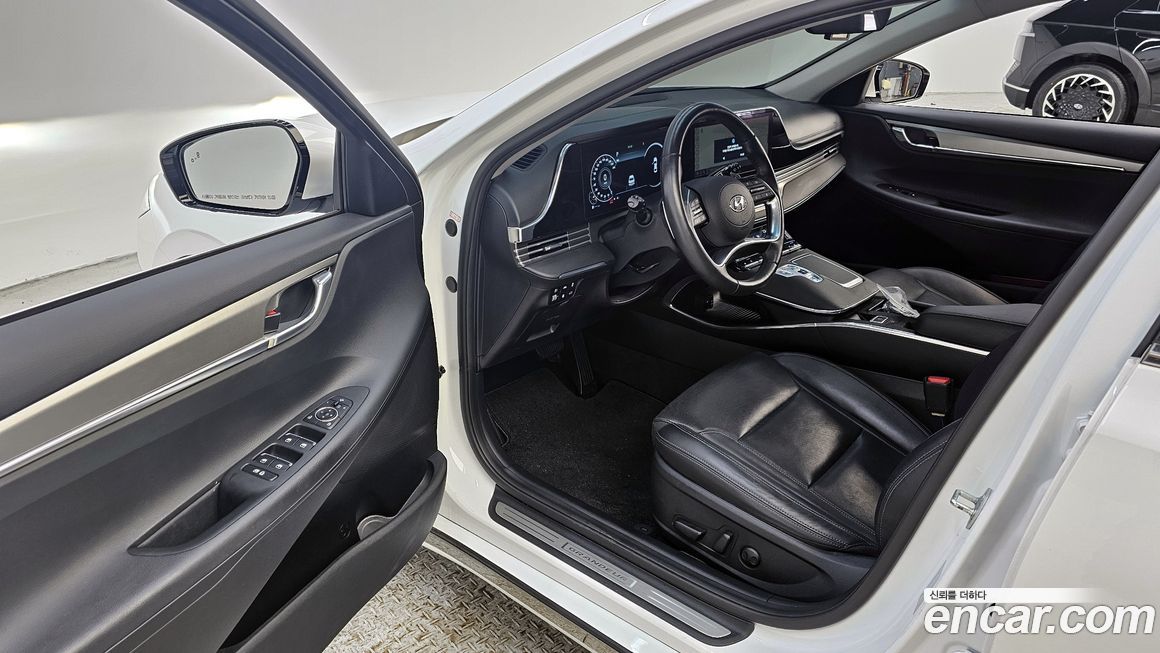 Hyundai Grandeur 2022