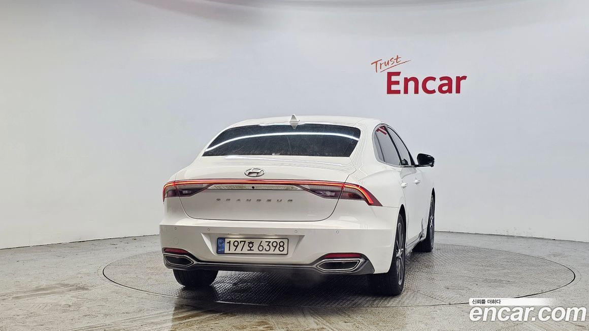 Hyundai Grandeur 2022