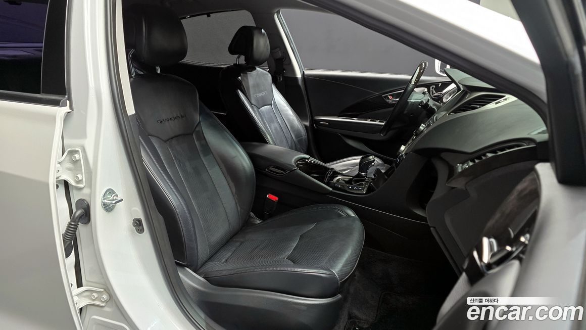 Hyundai Grandeur 2012