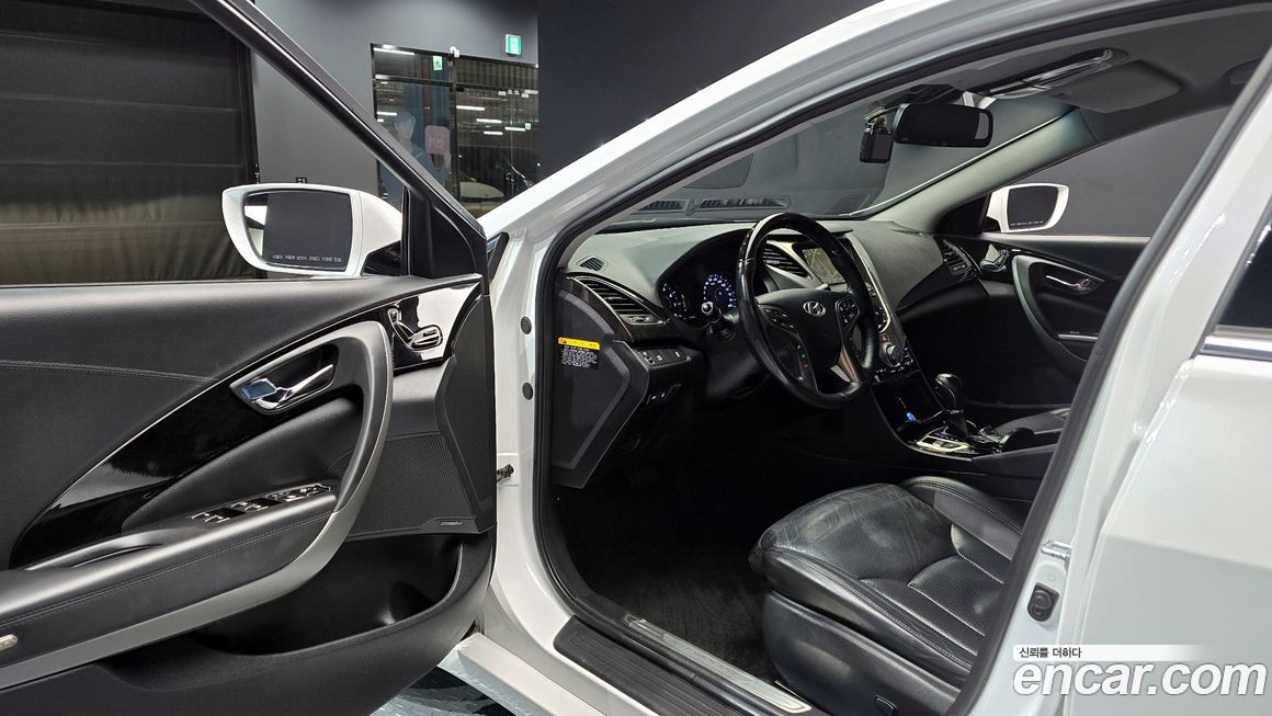 Hyundai Grandeur 2012