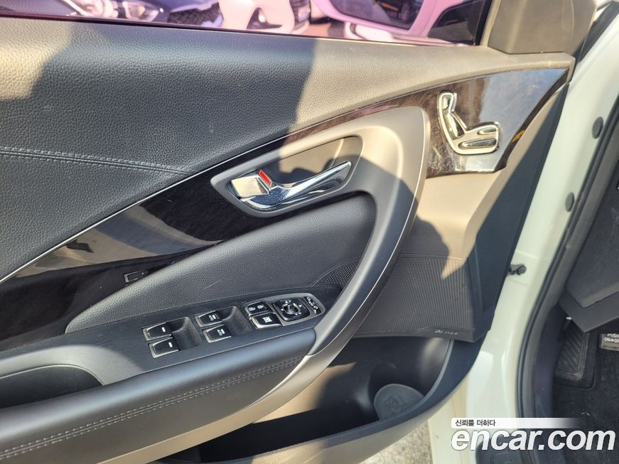 Hyundai Grandeur 2013