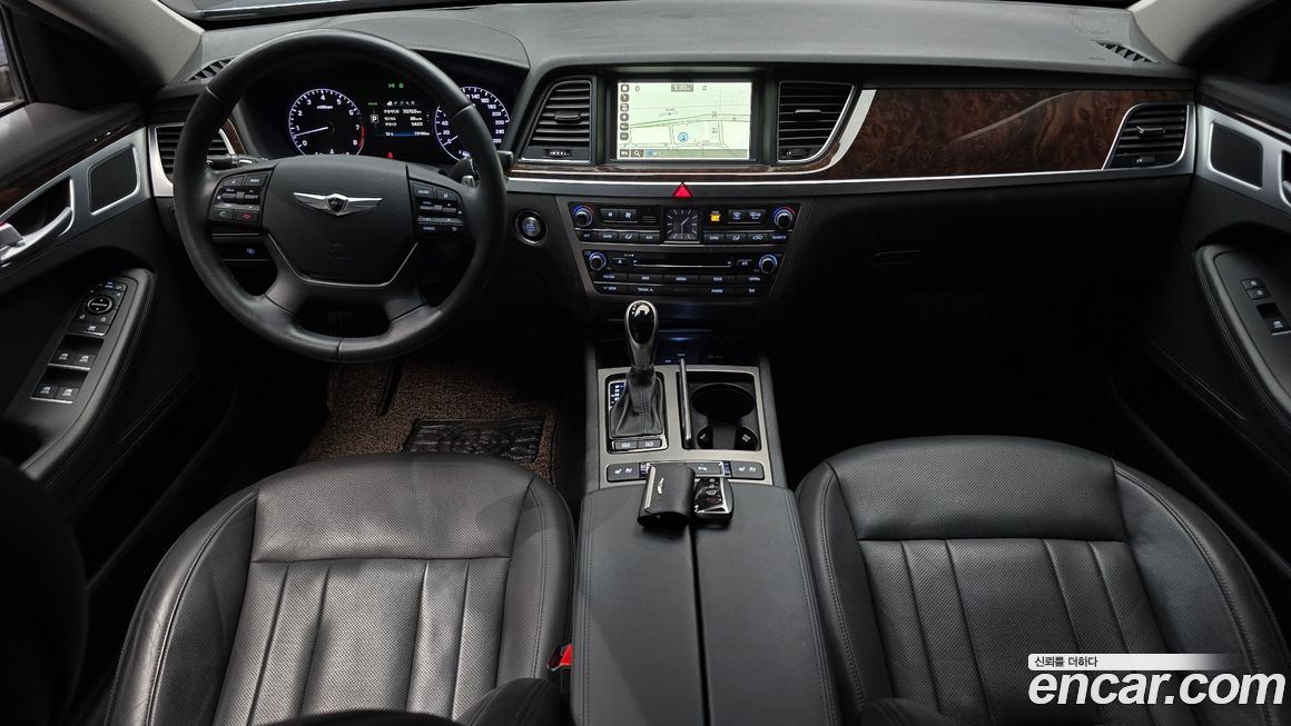 Hyundai Genesis 2016