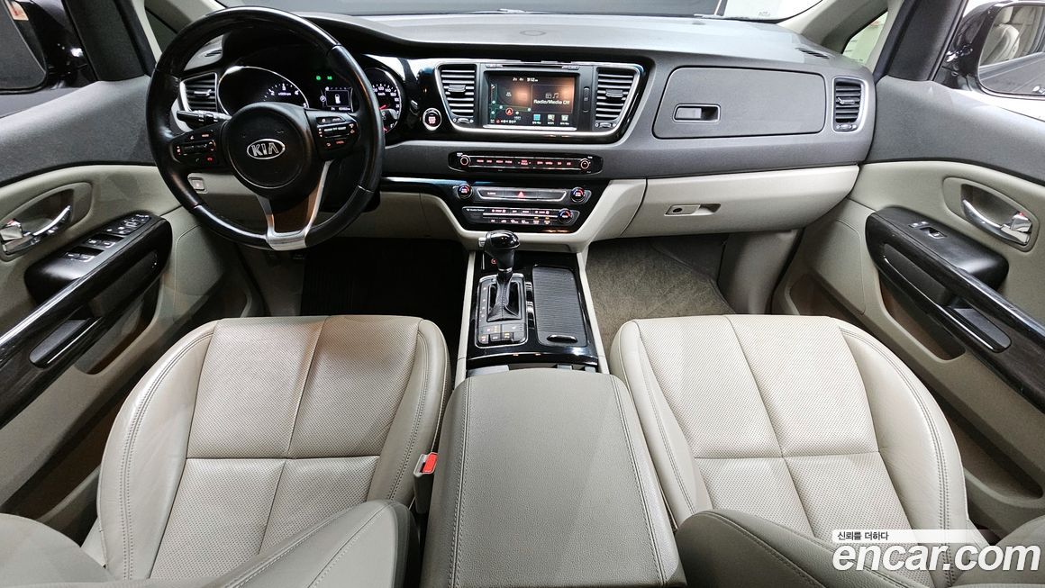 Kia Canival 2016